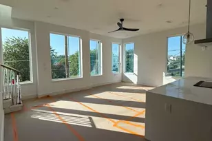 4635 Sylvester St, Dallas, TX 75219 - Photo 6