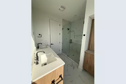 4635 Sylvester Street #101-108, Dallas, TX 75219 - Photo 32