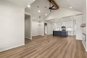 267 Sherwood Dr, Woodway, TX 76712 - Photo 2