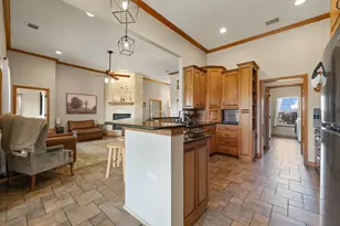 2211 Nottaway Dr, Cleburne, TX 76033 - Photo 14