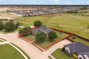2211 Nottaway Dr, Cleburne, TX 76033 - Photo 4