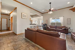 2211 Nottaway Dr, Cleburne, TX 76033 - Photo 8