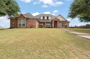 2211 Nottaway Dr, Cleburne, TX 76033 - Photo 1