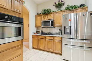 803 Mill Creek Rd, Lancaster, TX 75146 - Photo 10