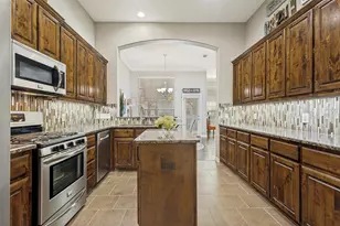 6409 Eagle Nest Dr, Garland, TX 75044 - Photo 8