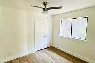 9215 Highedge Cir, Dallas, TX 75238 - Photo 6
