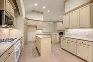 5801 Arbor Rd, North Richland Hills, TX 76180 - Photo 14