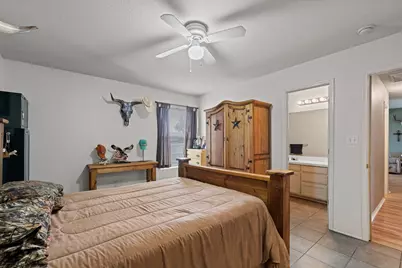 1105 Ashwood Court, Cleburne, TX 76033 - Photo 14