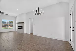 1097 Colt Rd, Springtown, TX 76082 - Photo 14