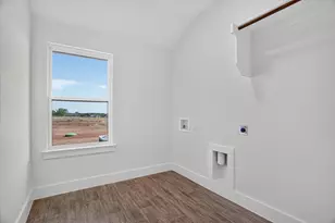 1097 Colt Rd, Springtown, TX 76082 - Photo 20