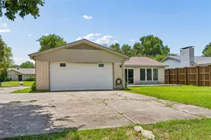 5517 Castleview Ln, Garland, TX 75044 - Photo 32