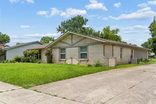 5517 Castleview Ln, Garland, TX 75044 - Photo 2