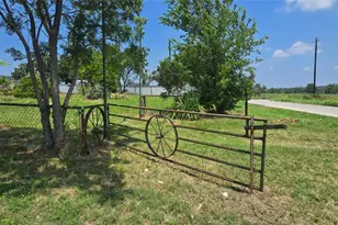 251 Rhoades Ln, Springtown, TX 76082 - Photo 1