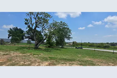 251 Rhoades Lane, Springtown, TX 76082 - Photo 4