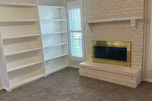 2010 Westkendal Ln, Arlington, TX 76015 - Photo 4