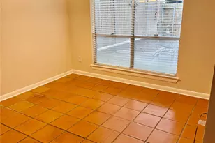 2010 Westkendal Ln, Arlington, TX 76015 - Photo 10