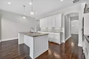 5683 Dashingly Dr, Frisco, TX 75036 - Photo 10