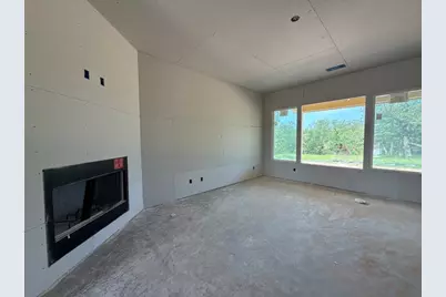 804 Zachary Michael Court, Springtown, TX 76082 - Photo 10