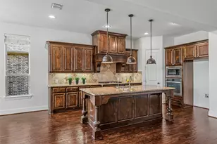 7527 Wright Dr, Frisco, TX 75035 - Photo 2