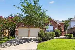 9827 Cliffside Dr, Irving, TX 75063 - Photo 1