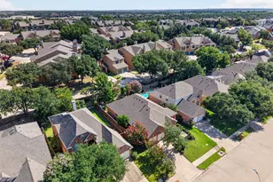 9827 Cliffside Dr, Irving, TX 75063 - Photo 30