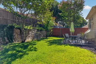 9827 Cliffside Dr, Irving, TX 75063 - Photo 28