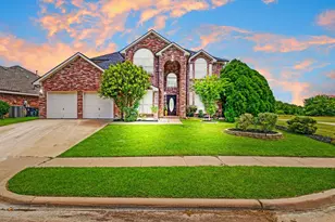 615 E Lynn Creek Dr, Arlington, TX 76002 - Photo 4
