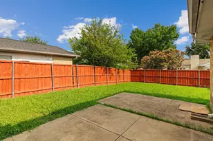 1926 Rambling Ridge Ln, Carrollton, TX 75007 - Photo 24