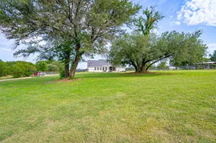 1920 Meander Rd, Granbury, TX 76049 - Photo 36