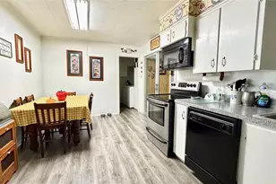 309 Glen Oaks, Bonham, TX 75418 - Photo 2