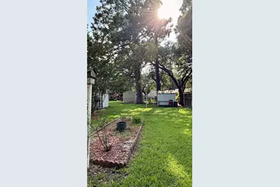 309 Glen Oaks, Bonham, TX 75418 - Photo 16