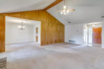 401 Revolution Lane, Arlington, TX 76002 - Photo 4
