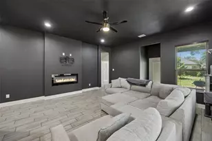 4030 Gilmore St, Fort Worth, TX 76111 - Photo 4