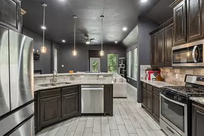 4030 Gilmore Street, Fort Worth, TX 76111 - Photo 12