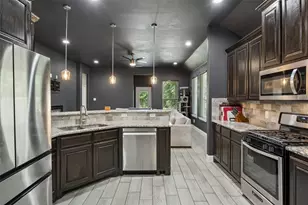 4030 Gilmore St, Fort Worth, TX 76111 - Photo 12