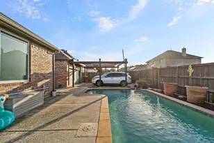 2705 Dover Gardens Dr, Arlington, TX 76017 - Photo 32