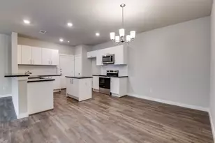 609 Blackland dr, Venus, TX 76084 - Photo 8
