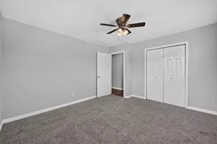154 Hallmark Dr W, Fort Worth, TX 76134 - Photo 16
