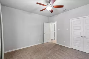 344 N Taylor St, Gainesville, TX 76240 - Photo 22