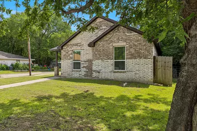 344 N Taylor Street, Gainesville, TX 76240 - Photo 4