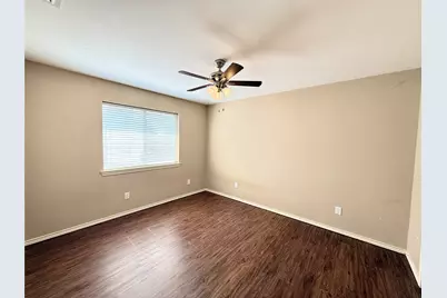 8902 Bayshore Lane, Rowlett, TX 75088 - Photo 6
