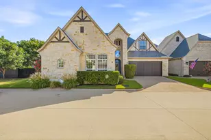 2414 Vineyard Dr, Granbury, TX 76048 - Photo 4