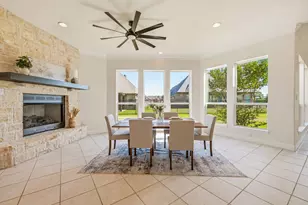 2414 Vineyard Dr, Granbury, TX 76048 - Photo 6