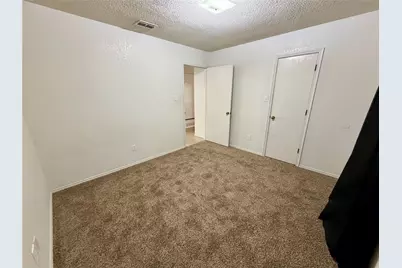 1708 Overland Drive, Cleburne, TX 76033 - Photo 14