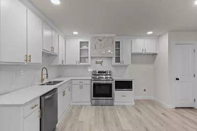 106 Mount Shasta Street, Dallas, TX 75211 - Photo 10