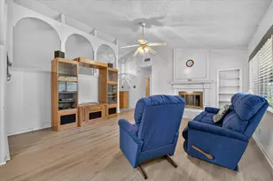 7312 Vanessa Dr, Fort Worth, TX 76112 - Photo 10