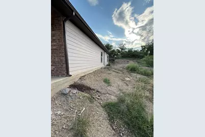 709 Blue Fathom Drive, Runaway Bay, TX 76426 - Photo 6