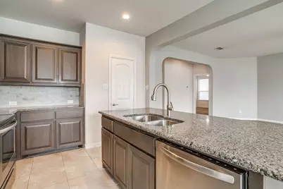 9044 Twin Mills Boulevard, Fort Worth, TX 76179 - Photo 18