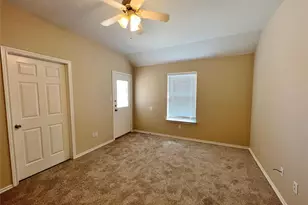120 Sunburst Ct, Weatherford, TX 76087 - Photo 10