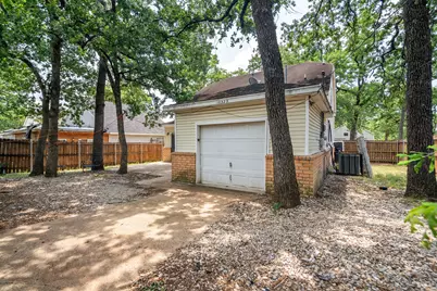 10323 Budtime Lane, Dallas, TX 75217 - Photo 28